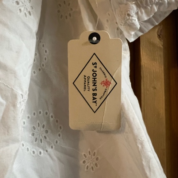 St. John's Bay White Eyelet Blouse Puff Sleeves NWT - Picture 2 of 6